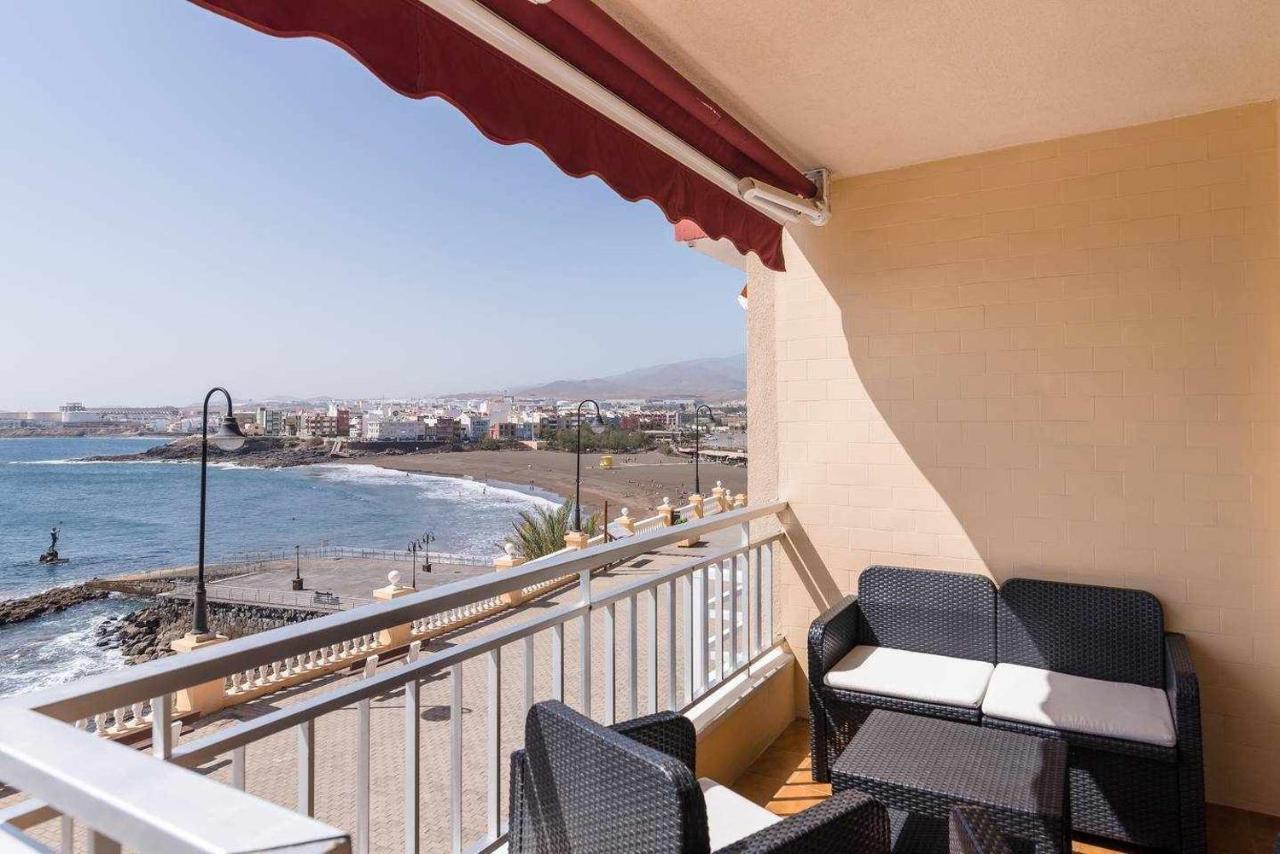 Piso en primera linea con vistas directas al mar Melenara Exterior foto